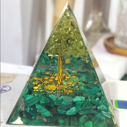 Pyramid Decoration Natural Crystal Gravel Energy Tower