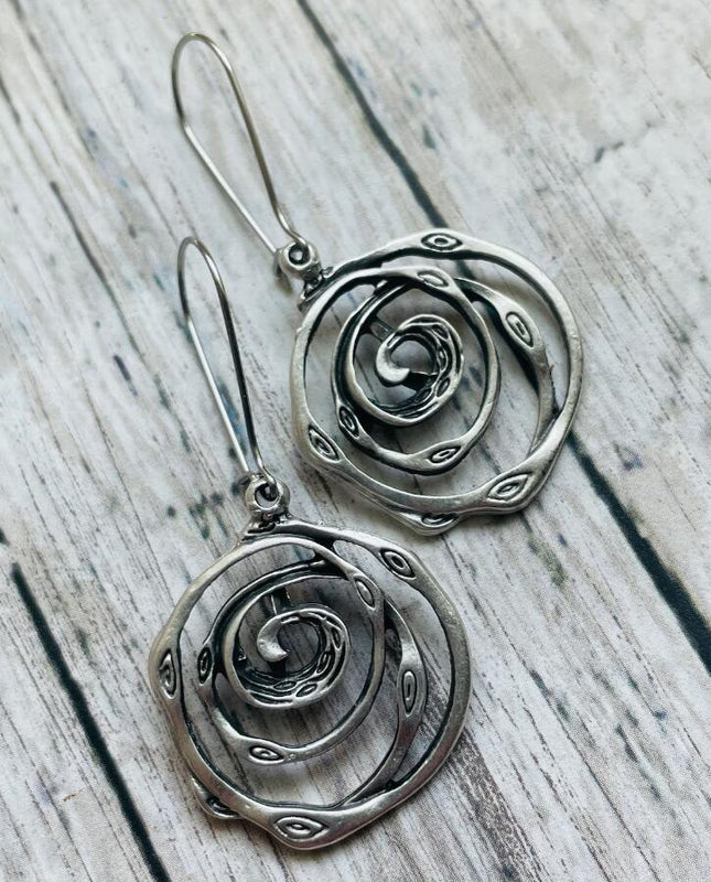 European And American Retro Style Flower Cutout Pendant Style Earrings